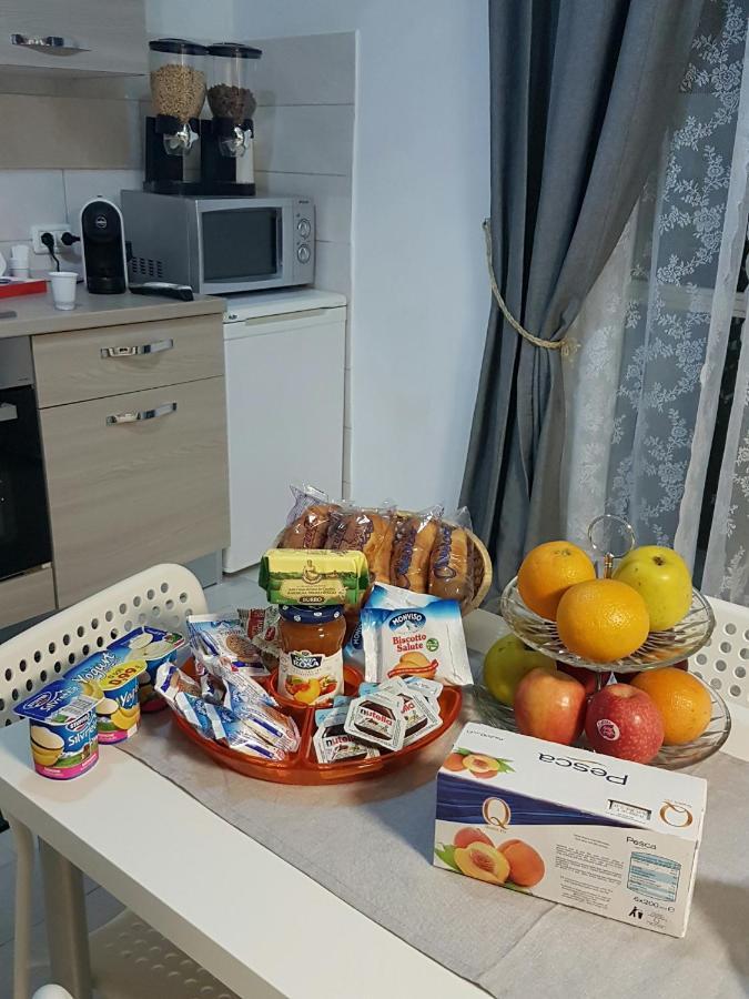 Casa Lucia Bed and Breakfast Νάπολη Εξωτερικό φωτογραφία